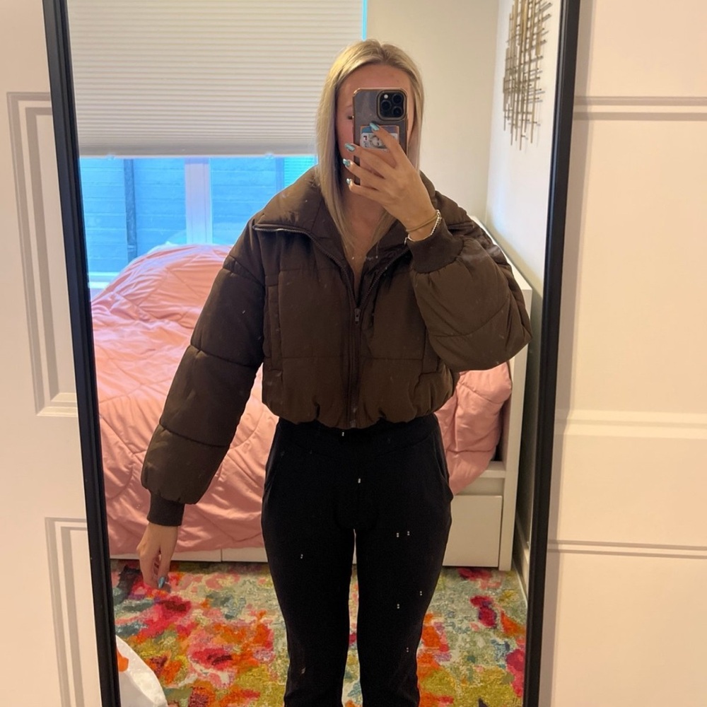 Cropped Puffer Jacket